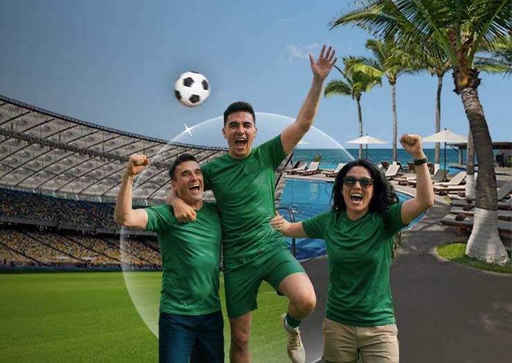 FEEL THE EXCITEMENT OF SOCCER AT KRYSTAL Krystal Urban® Guadalajara FEEL THE EXCITEMENT OF SOCCER AT KRYSTAL Krystal Urban® Guadalajara