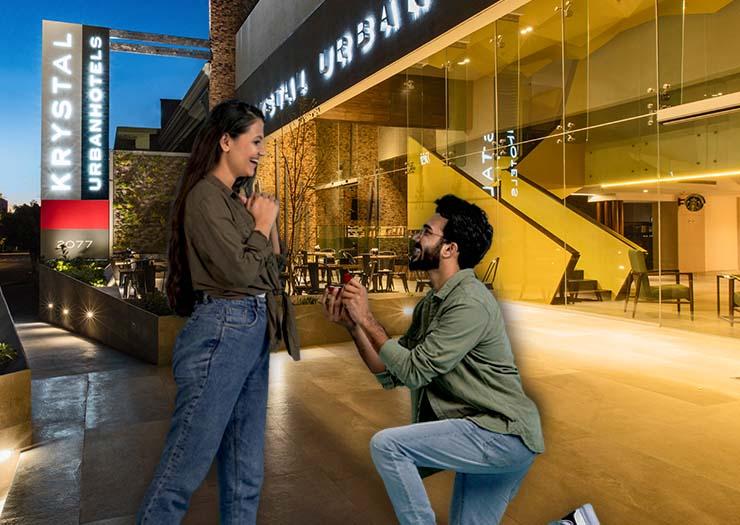 CELEBRATE VALENTINE’S DAY BY TRAVELING! Krystal Urban® Guadalajara CELEBRATE VALENTINE’S DAY BY TRAVELING! Krystal Urban® Guadalajara